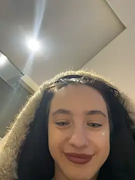 MiaTee élő XXX-chatje