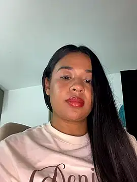 Chatroom XXX en direct de Aitana98_