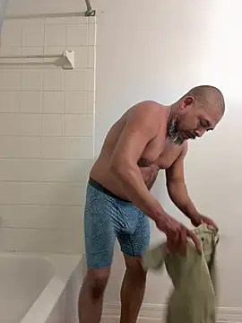 julio_p live XXX chat