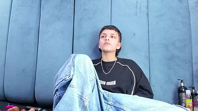 Megan_Thompson_: онлайн-секс-чат