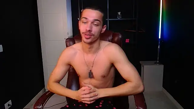 แชท XXX สดของ KaydenDrew