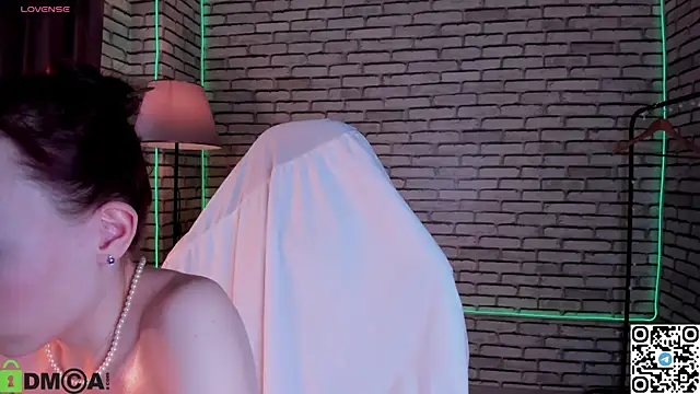 Chat XXX en directo de Lea_much