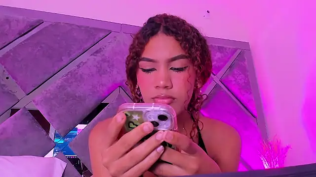 luciagray1 现场XXX聊天