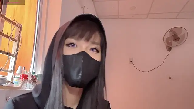 Czat XXX na żywo – Tieu-May