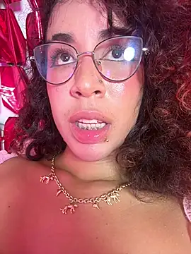 Woo_isDaphne: онлайн-секс-чат