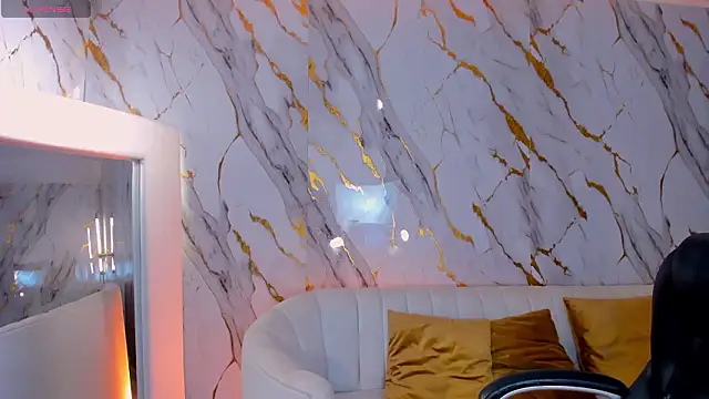 KayraLanne live XXX chat