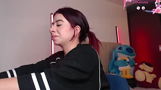 Your_rosalie Chat XXX live