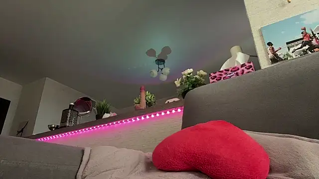 Jeremy1Scott: απευθείας συνομιλία ΧΧΧ