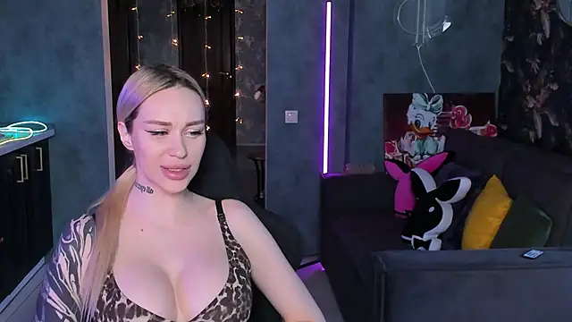 Blckmirrorr Live XXX Chat