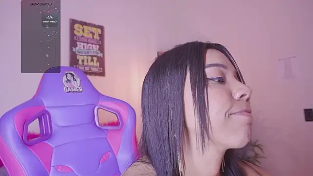 madelyn_rose_ Live XXX Chat