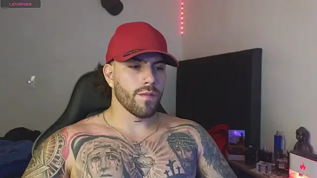 Ades_Lowe 现场XXX聊天