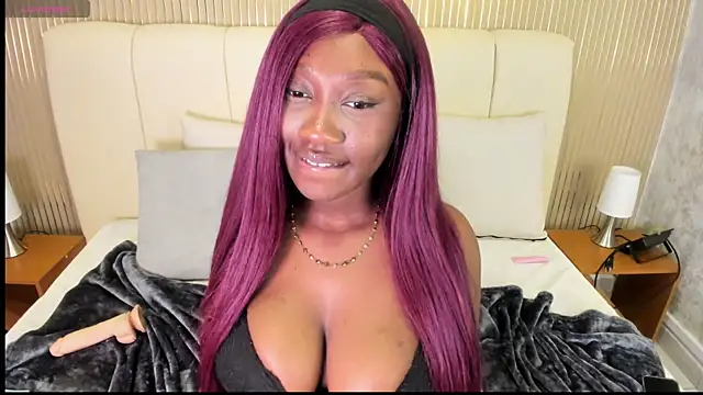 estefanyy_のライブXXXチャット