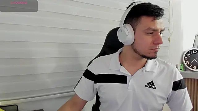 Rick_Adams Live XXX-chat