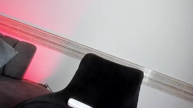 Pertunjukan Kamera Web Sophi_Johnson