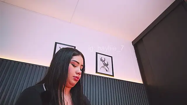 haylie_ Chat XXX in diretta
