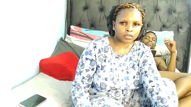 Chat +18 de Dandelion_enigman ao vivo