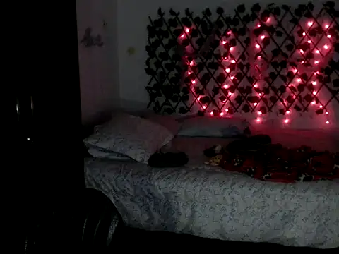 XXX chat uživo modela kittykalor09