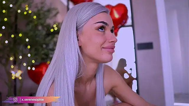 Serene_Sophiex Adlı Modelin Canlı XXX Sohbeti