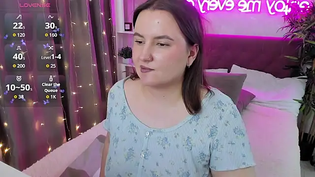 FeralPeach 现场XXX聊天