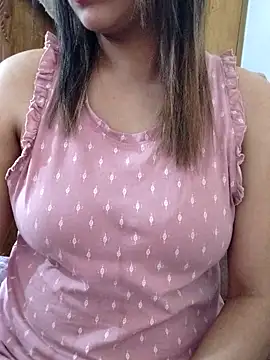 Chat XXX ao vivo de Tanha18