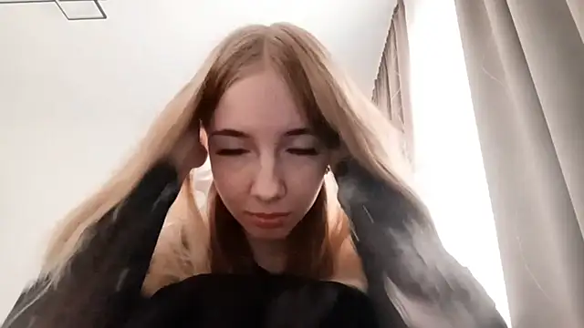 Pertunjukan Kamera Web WackyNome