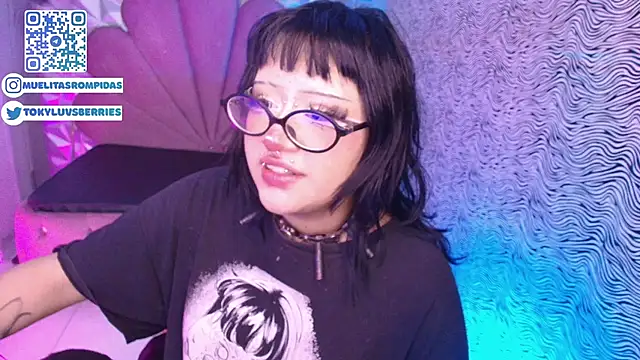 Chat XXX en directo de toky_doll