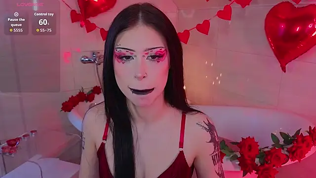 venomeowww__ Adlı Modelin Canlı XXX Sohbeti