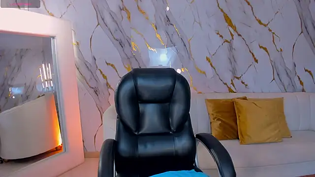 KayraLanne 即時 XXX 聊天