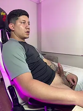 Show de webcam de _robertobaggioo