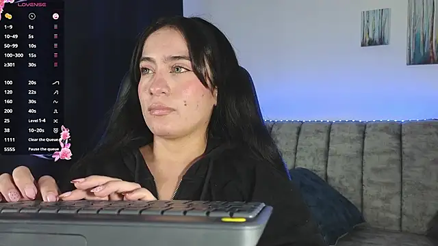 ZaraDames_: онлайн-секс-чат