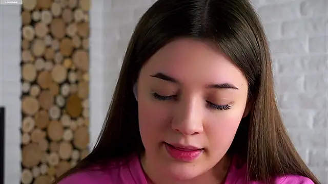 LowOncoming লাইভ XXX চ্যাট