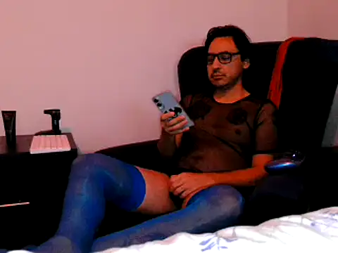 Iscariot19のライブXXXチャット