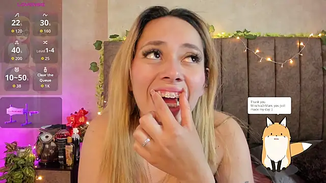 Chat +18 de LanaMills_ ao vivo