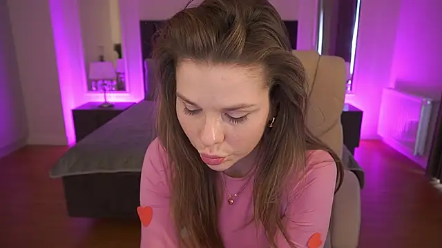 KissableKira 网络视讯表演