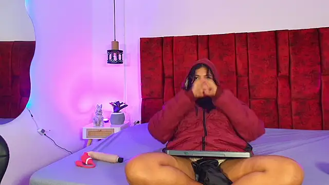 Pokazy przed kamerką – SweetMulata