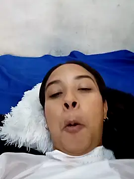 دردشة Aurora_fantasyPink الجنسية المباشرة