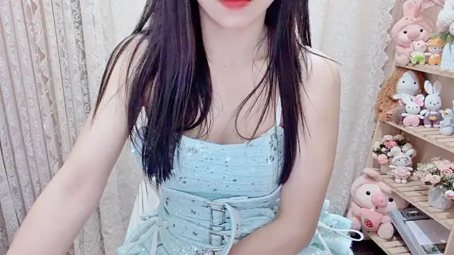 Rellababyy élő XXX-chatje