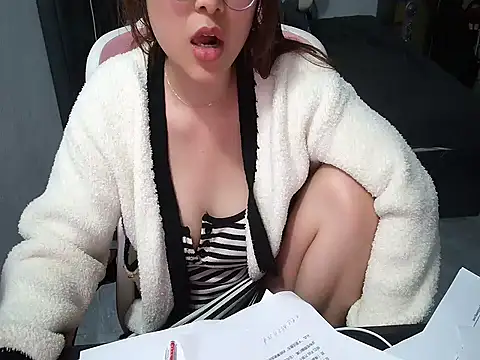 Ori-Yannie's Live XXX Chat