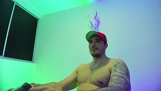 Dagoti's Live XXX Chat