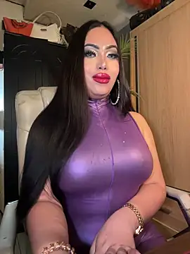 BigDominaMia 웹캠 쇼