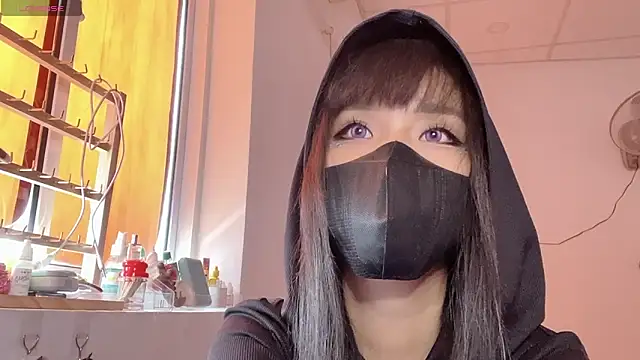 Tieu-May Show Webcam