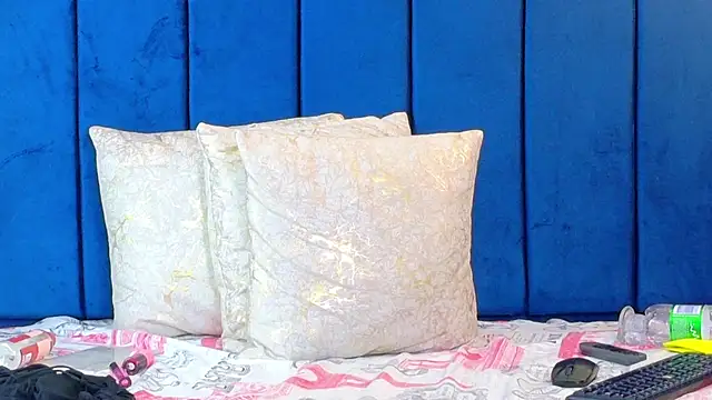 rouxinferno_crn Webbikameraesitys