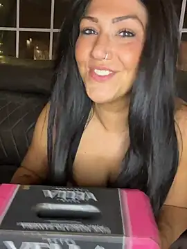 LittleMissEeve – Naživo XXX chat