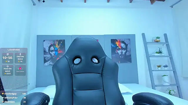 AlessiaMarcu-: онлайн-секс-чат