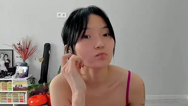 ailey_chao: онлайн-секс-чат