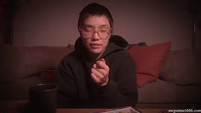 Živý XXX chat meganmei666