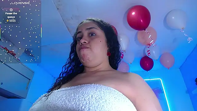 cristal_horny19 Chat XXX in diretta