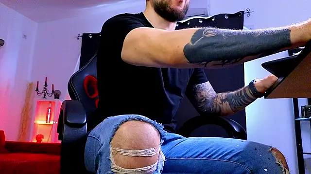 MightyAaron66 Webcam show