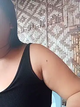 _Mamacita_23: απευθείας συνομιλία ΧΧΧ