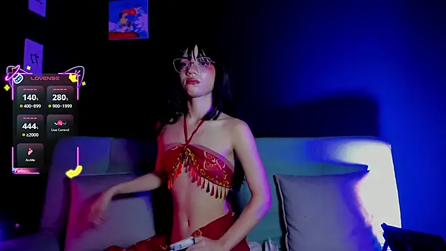 KittyMadiのライブXXXチャット